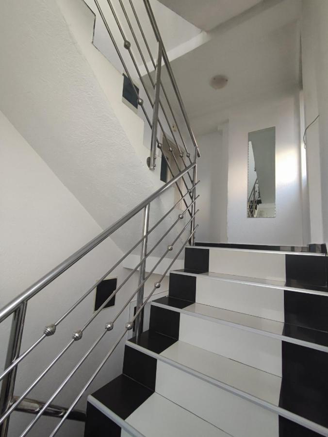 Gogo Apartments Ohrid Bagian luar foto